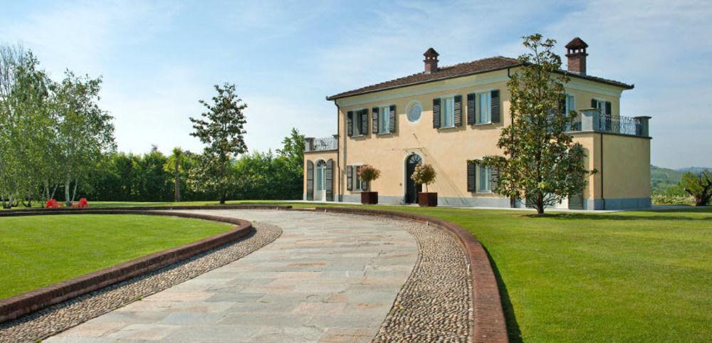 Relais 23 Hotel & Ristorante Castelnuovo Belbo ภายนอก รูปภาพ