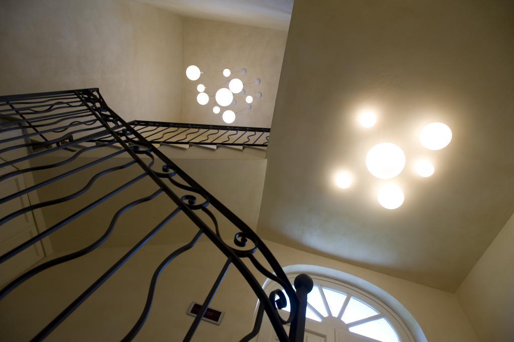 Relais 23 Hotel & Ristorante Castelnuovo Belbo ภายนอก รูปภาพ