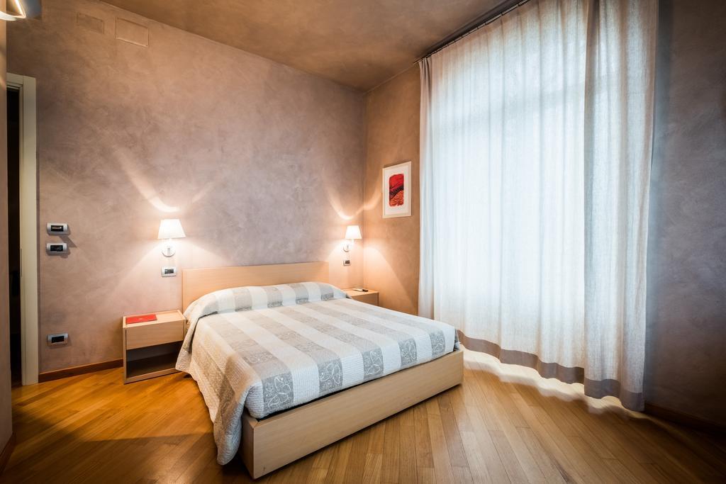 Relais 23 Hotel & Ristorante Castelnuovo Belbo ภายนอก รูปภาพ