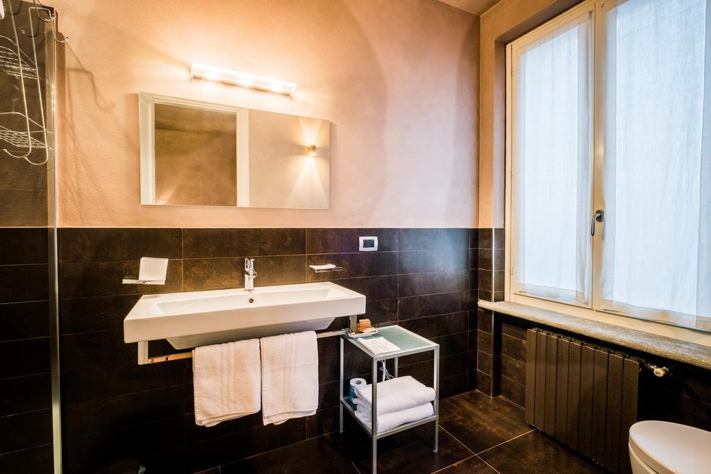 Relais 23 Hotel & Ristorante Castelnuovo Belbo ภายนอก รูปภาพ