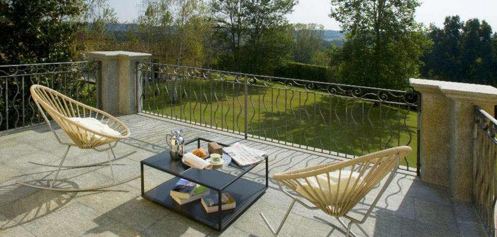 Relais 23 Hotel & Ristorante Castelnuovo Belbo ภายนอก รูปภาพ