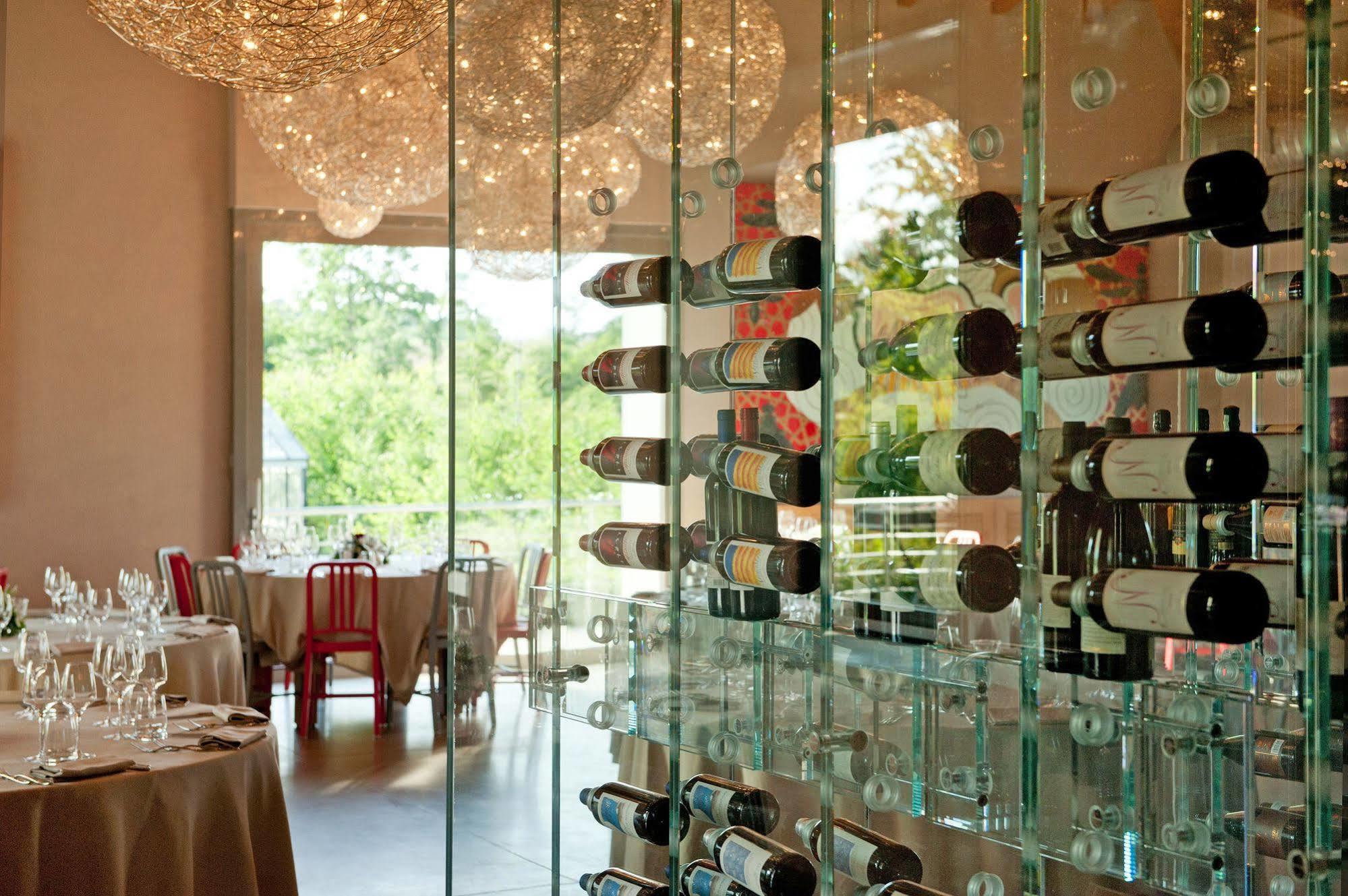Relais 23 Hotel & Ristorante Castelnuovo Belbo ภายนอก รูปภาพ